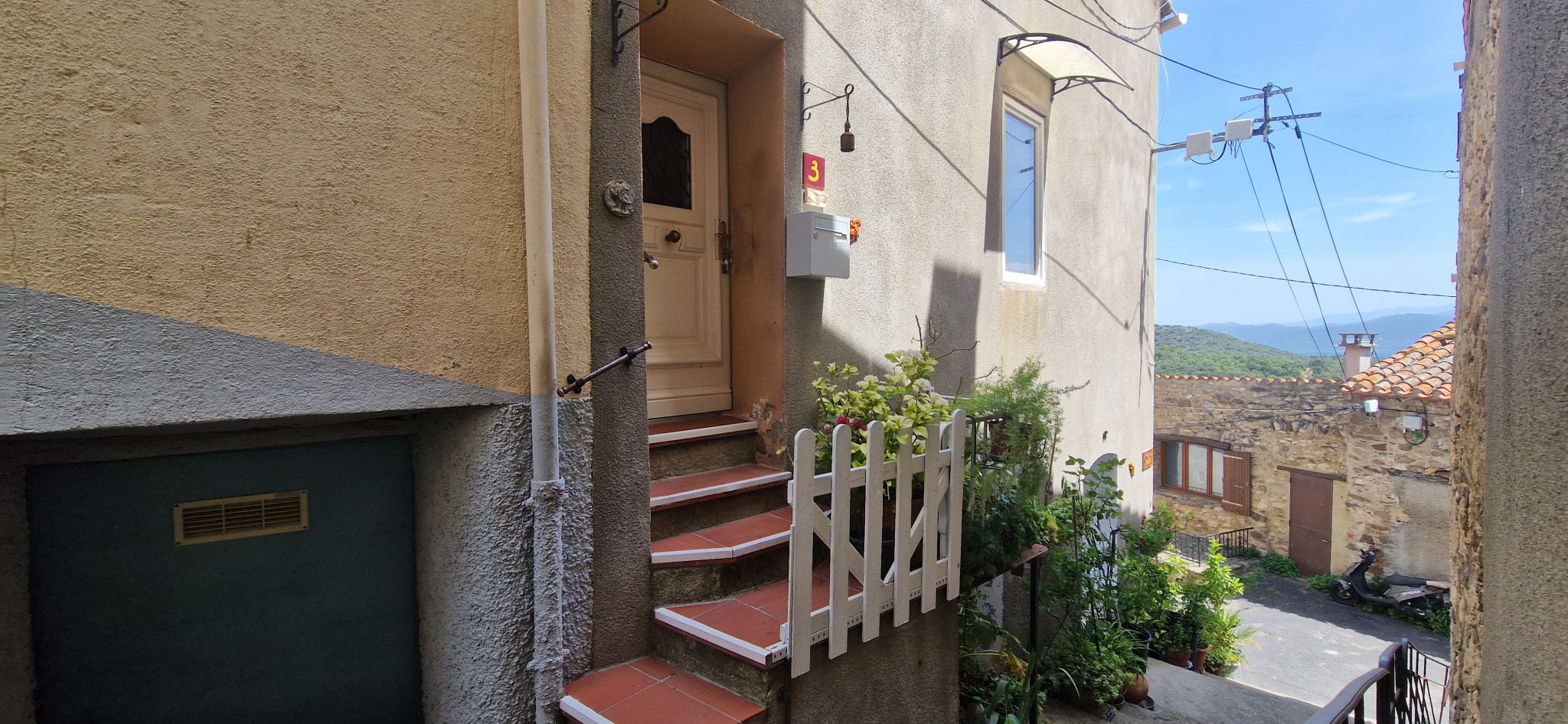 BELESTA - MAISON DE VILLAGE 3 FACES TRES BELLE VUE